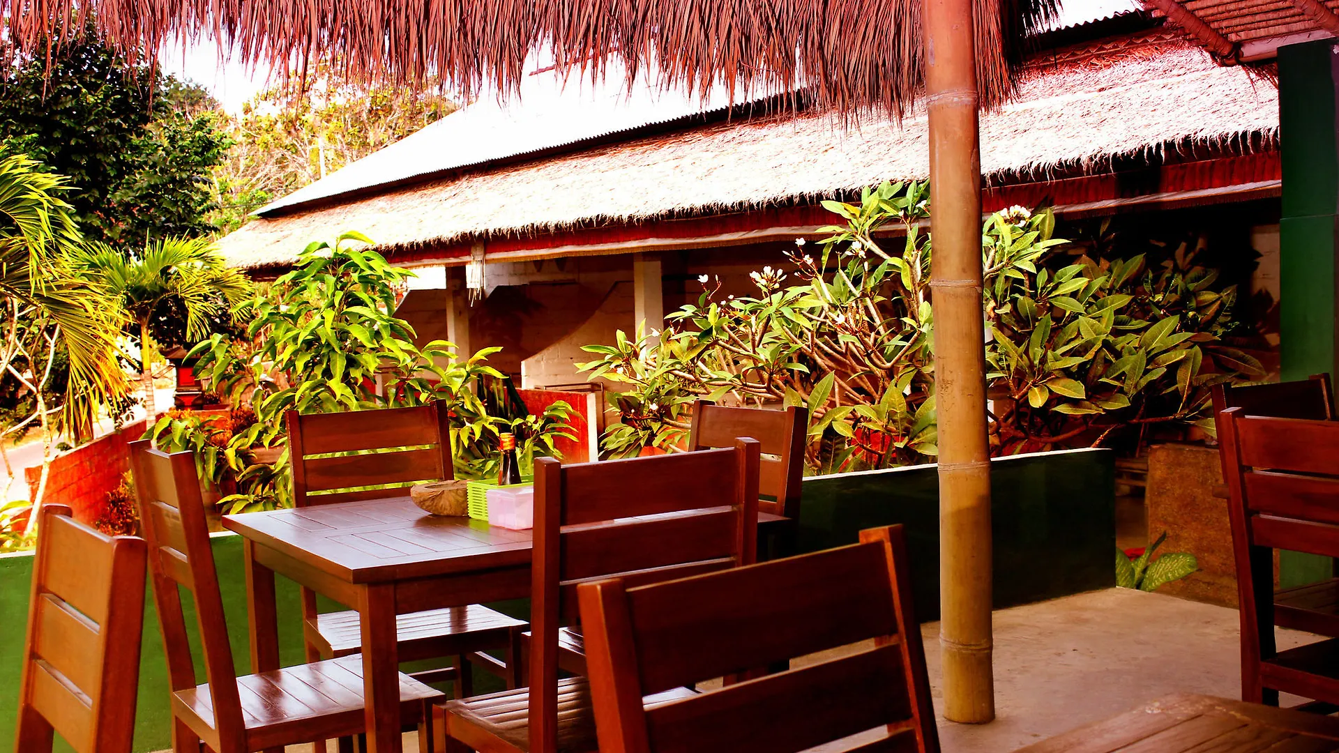 Balangan Inn Surf Homestay Jimbaran  Jimbaran (Bali)
